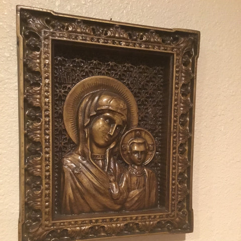 11" x 13.5" St Mary with Baby Jesus Icon